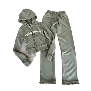 2024 nouveau Street Wear personnalisé Patch broderie lavé recadrée surdimensionné en détresse fermeture éclair à capuche ensemble Joggers femmes - Product Image 2