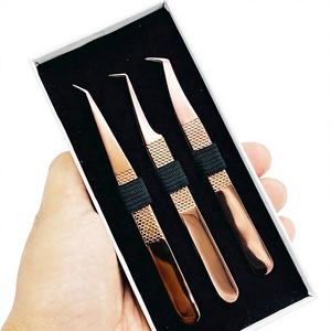 แหนบดัดขนตาสีโรสโกลด์ 3 ชิ้น ทำจากสแตนเลส ปลายแหนบ 3 แบบ 90/45 องศา พร้อมกล่องบรรจุภัณฑ์สีขาว - Product Image 3