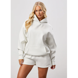 Sweat à capuche en molleton doux ivoire OEM pour femme, col croisé minimaliste, épaules tombantes, vente en gros, fabriqué par Twin City Pakistan - Product Image 1