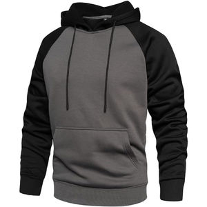 Survêtements personnalisés pour femmes, grammage lourd 500 GSM 350 GSM, en molleton polyester/coton, avec broderie, comprenant un sweat à capuche oversize et un short - Product Image 5