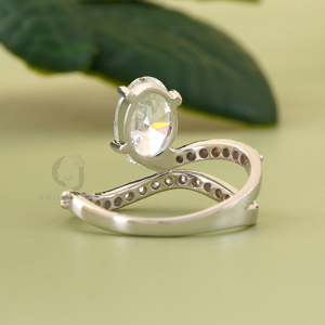 VVS VS DEF 1.51 CT Oval Cut Lab Grown Diamond <b>Ring</b> 14K White Gold <b>Split</b> Shank Pave Diamonds Modern Wedding Bridal Jewelry Gift - Product Image 2