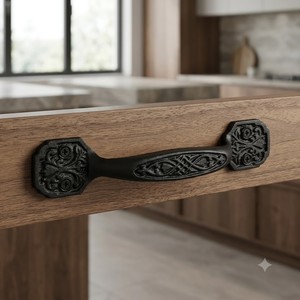 Poignée de tirage vintage en fer massif et laiton de style français – Quincaillerie antique pour armoires et meubles - Product Image 3