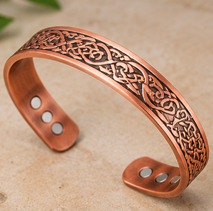 Elegante Brazalete Magnético de Cobre Puro con Patrón de Tejido Entrelazado, Joyería Metálica Exquisita, Regalo Promocional Novedoso - Product Image 1