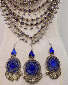 Collar choker tribal afgano real con piedras de lapislázuli azul intenso, cadenas de plata antigua, dijes de hoja, hecho a mano, estilo bohemio. - Product Image 2