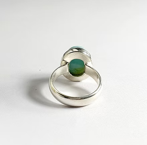 Anillo Solitario Ovalado de Larimar de Diseño Bohemio (6.9 Gramos), un Regalo Moderno y Perfecto para Todos, Uso Unisex - Product Image 5