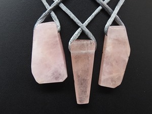 Natural Rose Quartz Sideways <b>Drill</b> Pendant - Smooth Polished Fancy Shape Loose Gemstone for Jewelry Making - 3MM Large Hole <b>Pink</b> - Product Image 4