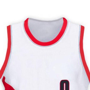 Fabricant sur mesure crée des uniformes de basketball personnalisés en polyester 100 % sublimé avec logo personnalisé pour les équipes. - Product Image 3