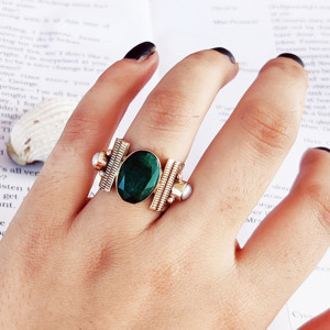 Bague en argent sterling 925 avec émeraude verte, faite à la main, ovale, bicolore, unisexe, style signet, bijou de fête, vente en gros - Product Image 4