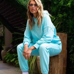 Women <b>Velvet</b> 2 Piece <b>Tracksuit</b> Set Full Sleeve Hooded Crop Top With Zipper Loose Fit Joggers Solid Black All Seasons Casual - Product Image 6