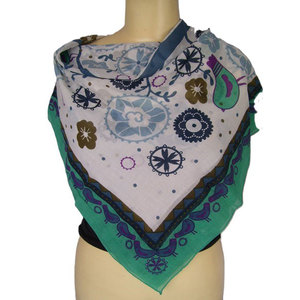Pañuelo cuadrado de algodón con estampado floral elegante para mujer, con borlas delicadas, ligero, transpirable, suave, a la moda para el verano - Product Image 4