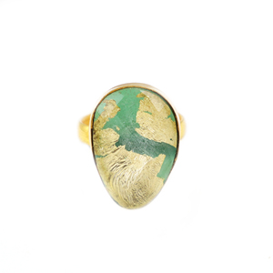 Anillo de latón chapado en oro de 22 quilates con ónix verde doble y lámina de oro, diseño moderno y elegante, para mujer, venta al por mayor - Product Image 1