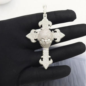 Pendentif Croix Moissanite Luxe Iced Out VVS Diamant Bijoux Hip Hop Finition Argent Collier Statement - Product Image 1