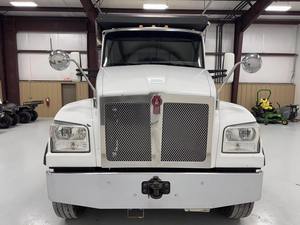 Camión Tractor Azul 6x4 Diésel, Cabeza Tractora, Vehículo Pesado para Transporte Comercial y Logística - Product Image 3