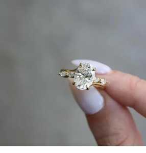 Anillo de Diamante Ovalado de 3.02 CT Cultivado en Laboratorio, Anillo Sorpresa para Mujer, Oro Sólido de 14K, Regalo de Aniversario de Bodas para Parejas - Product Image 3