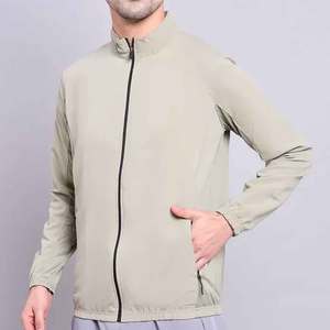 เสื้อแจ็คเก็ตแทร็คสำหรับไลฟ์สไตล์แอคทีฟ เนื้อผ้านุ่มสบาย เหมาะสำหรับการเล่นกีฬาในชีวิตประจำวัน - Product Image 1