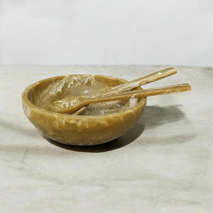Bol de service à salade de style américain, de haute qualité, en résine époxy couleur unie, technique de polissage, par les artisans royaux de la famille royale - Product Image 4