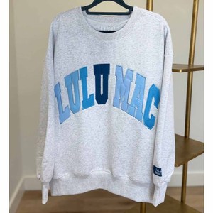 เสื้อสเวตเชิ้ตคอกลมทรงปกติ LULU MAC ลายปักตัวอักษร พิมพ์ลาย ยูนิเซ็กส์ สวมใส่สบาย สีฟ้าอ่อน ผ้าฝ้ายถัก ทอแบบพูลโอเวอร์ สำหรับฤดูใบไม้ร่วง ชุด 2 ชิ้น - Product Image 5