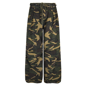 Pantalones Cargo Vintage de Camuflaje de Pierna Ancha para Hombre, Estilo Baggy Streetwear con Cordón Ajustable, Ajuste Holgado, Camuflaje Paracaídas - Product Image 1