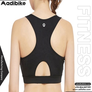 Sujetador deportivo transpirable sin tirantes Freedom Fit de alto soporte para mujer, con almohadillas extraíbles, talla grande, para yoga y running, con logo frontal. - Product Image 2