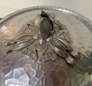 Cacerola Clásica Premium de Acero Inoxidable con Tapa |   Utensilios de Cocina Antiadherentes de Grado Alimenticio, Duraderos, para Todo Tipo de Estufas y Servir Alimentos Calientes - Product Image 5