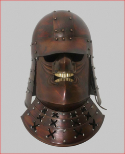 Casque de samouraï en métal lourd avec surface plaquée platine - Product Image 1