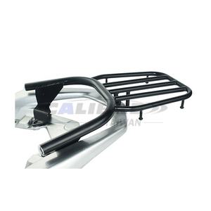 Porte-bagages arrière chromé noir TAIWAN CALIBRE, neuf, garantie 1 an, pour scooter Yamaha NMAX155 - Product Image 1