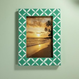 Custom Color and Size Resin Inlay <b>Picture</b> <b>Frame</b> with Decorative Artwork Pattern for Home and Office Tabletop Display Wholesale - Product Image 1