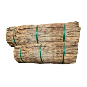 Tapis en jonc de riz tissé durable SEDGE MAT, protection contre le vent et le gel pour arbres, idéal pour les climats froids, à prix avantageux - Product Image 1