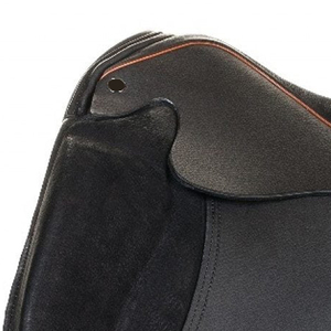 Silla de Montar para Doma Clásica con Logotipo Personalizado, Marca Privada de Fábrica a Precio de Mayoreo, Silla de Doma Clásica Hecha en Pakistán - Product Image 3