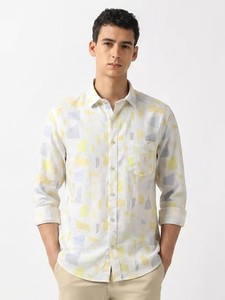 Enovate Men's Geometric Printed Breathable Casual Shirt White Base Yellow Gray Shapes Full Sleeve Turn-<b>down</b> Collar Slim Fit - Product Image 1