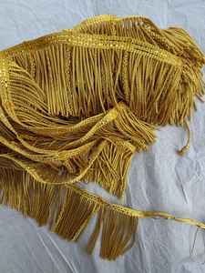 Borla de Flecos de Hilo Metálico Tejido Personalizado para Disfraces Históricos y Decoración del Hogar - Adorno de Bordado Duradero y Ecológico - Product Image 5
