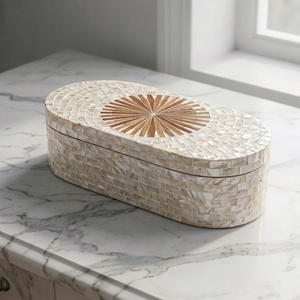 Boîte en bois antique en nacre à motif floral, boîte MOP pour le rangement du chocolat, produit artisanal fabriqué en usine au Vietnam HNH - Product Image 1