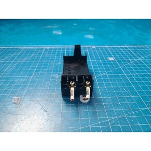 ตัวป้องกันวงจรฟูจิ CP-S2 ใช้เป็นอะไหล่อุปกรณ์เซมิคอนดักเตอร์รุ่นเก่า - Product Image 4