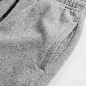 Shorts longs décontractés pour hommes en molleton 100 % coton, lavage délavé soleil, confortables et sur mesure, style uni et tendance pour l'été - Product Image 5