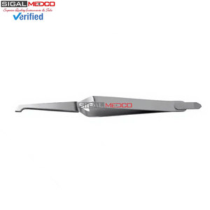 Pinzas de Ortodoncia de Acero Inoxidable Alemán de 5 Pulgadas con Puntas Serradas para Colocación Precisa de Brackets de Adhesión Directa Dental - Product Image 4
