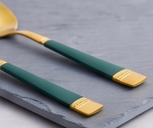 Ensemble de couverts à manches vertes, élégants, en acier inoxydable, avec poignées design, pour la salle à manger, la cuisine, les mariages et la décoration de table de fête - Product Image 3