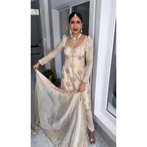 Ensemble de vêtements de fête chic pour femmes, haut et bas en soie chinon pure lourde et dupatta - pour les occasions spéciales - Product Image 3