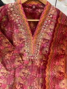 Zarna Silk Floral Printed <b>Kurti</b> Set with Handwork & Dupatta - Product Image 3
