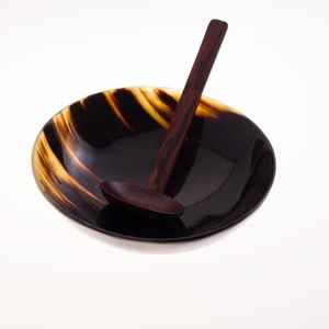 ชามสลัดทำมือจากเขาสัตว์ธรรมชาติ น้ำหนักเบา ขอบขัดเงา เหมาะสำหรับการเดินทาง แคมป์ปิ้ง งานปาร์ตี้ เป็นมิตรกับสิ่งแวดล้อม ขายส่ง - Product Image 2