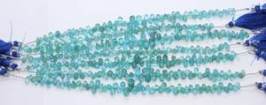 Apatita azul cielo natural, forma de lágrima suave, briolette de 5x7-6x8MM, cuentas de apatita azul claro en forma de lágrima para la fabricación de joyas al por mayor. - Product Image 4