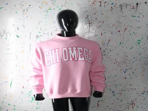 Sudadera CHI OMEGA PINK con cuello alto, 100% BLANCA, con apliques bordados, cuello ancho, URBAN PRODUCTIONS - Product Image 2