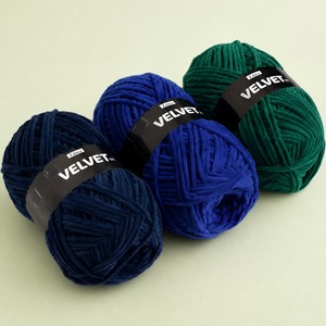 premium crochet <b>yarn</b> Velvet <b>Polyester</b> Fancy <b>Yarn</b> for Hand Knitting 100g Ball fil crochet <b>polyester</b> 500 grammes - Product Image 3