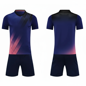 Ensemble de football professionnel OEM ODM sur mesure, uniformes de football respirants en polyester, ensembles de vêtements d'équipe - Product Image 4