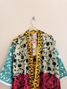 Robe kimono longue en patchwork Phulkari, robe de luxe - Product Image 5