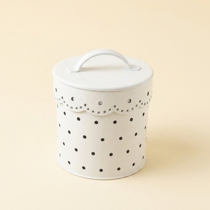 Vintage White Metal Kitchen Storage Canister with <b>Lid</b> Eco-Friendly Metal Container Wholesale <b>Decorative</b> Kitchen Organizer - Product Image 1