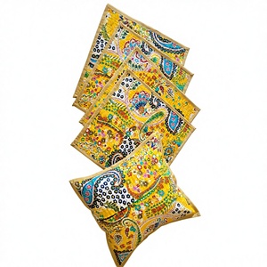 Fundas de cojín hechas a mano con bordados kantha de Rajastán, fundas de cojín de algodón tradicionales hechas a mano, fundas decorativas para almohadas. - Product Image 1