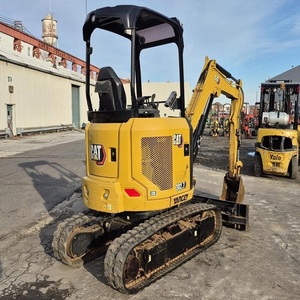 Achetez des mini-excavatrices CAT 302.7 CR, machine haute performance pour les chantiers de construction, qualité supérieure avec livraison rapide disponible - Product Image 5