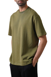 เสื้อยืดโอเวอร์ไซส์สีเบจสำหรับผู้ชาย สไตล์ลำลอง สตรีทแวร์ ระบายอากาศได้ดี ใส่สบายในฤดูร้อน ทรงหลวม แฟชั่น - Product Image 6
