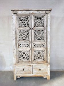 Armoire de luxe artisanale en bois massif à 2 portes, avec gravures décoratives en treillis Jaali, finition blanc vieilli - Product Image 2