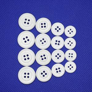 Boutons de couture pour chemise en résine concave ronde écologique simple en gros, 4 trous, 15 mm - Product Image 4